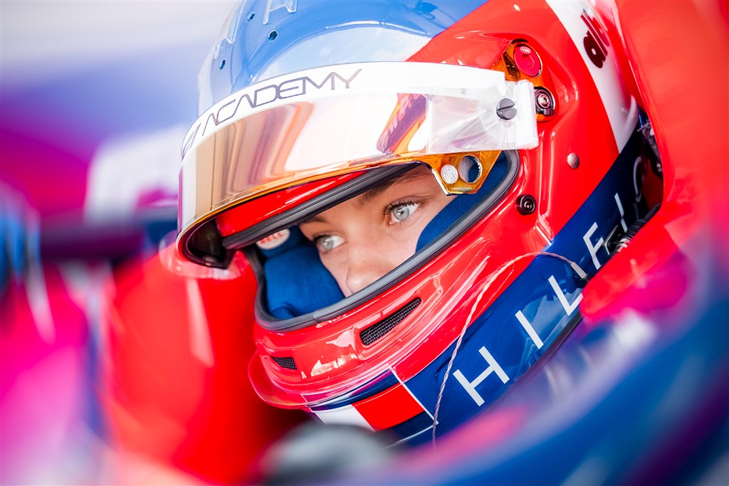 Suveræn sæsonstart for Alba: Bedste rookie i F1 Academy.
(Foto: MP Motorsport)